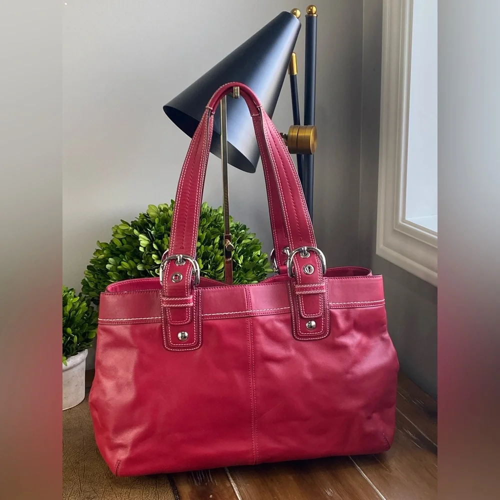 Coach Soho Pleated Shoulder Tote - EUC! - Picture 7 of 16